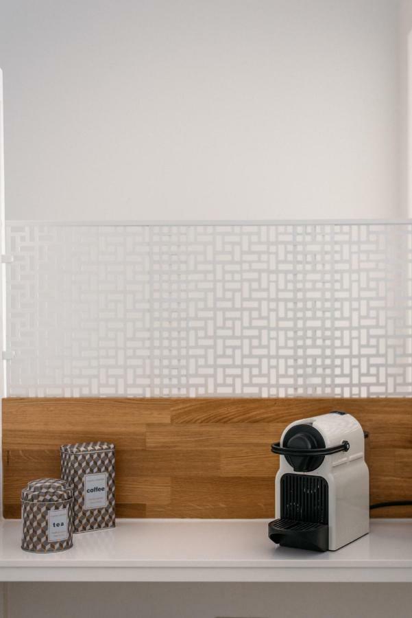 ליסבון Light-Filled, Fully Renovated Apt Near Belem, By Timecooler מראה חיצוני תמונה