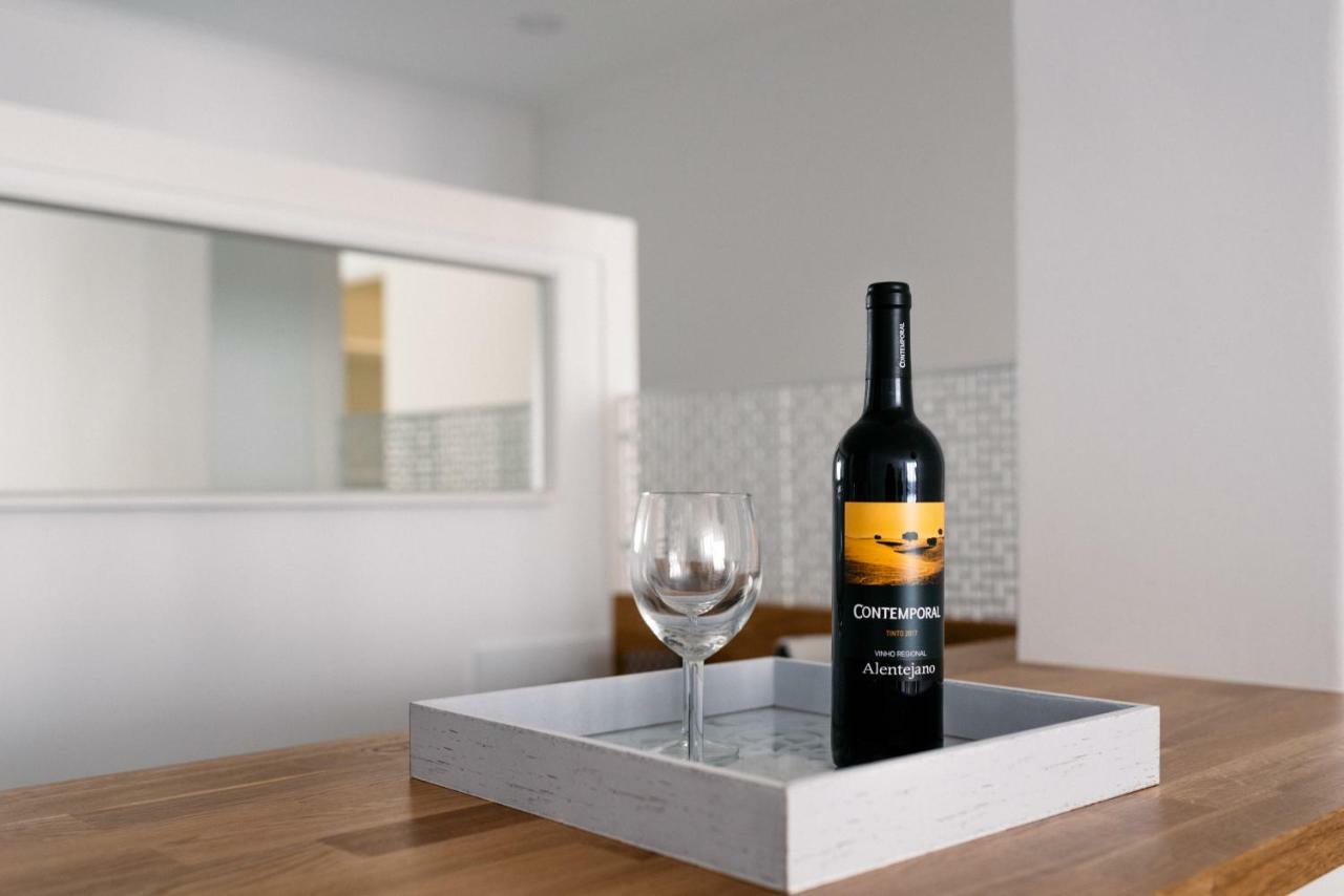 ליסבון Light-Filled, Fully Renovated Apt Near Belem, By Timecooler מראה חיצוני תמונה